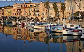 Tres Bel Appartement, Port Sanary,