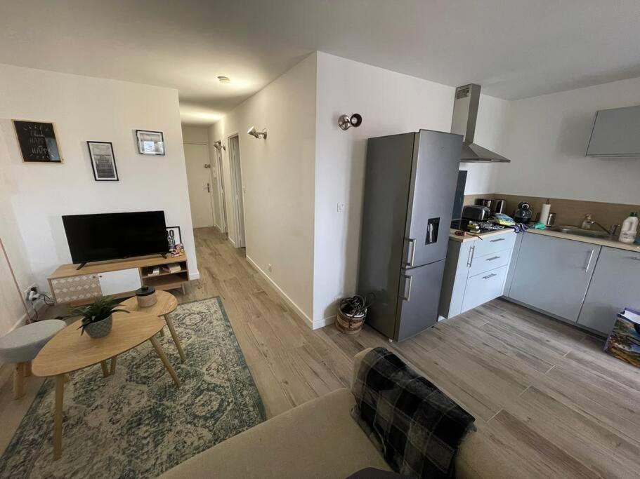 Tres Bel Appartement, Port Sanary, Extérieur photo