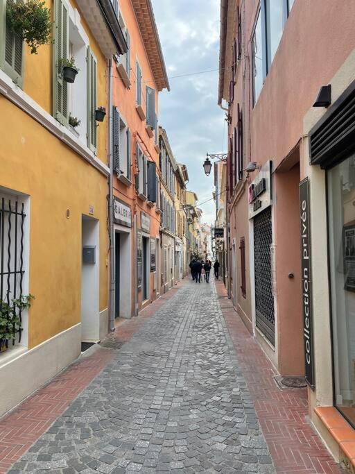 Tres Bel Appartement, Port Sanary, Extérieur photo